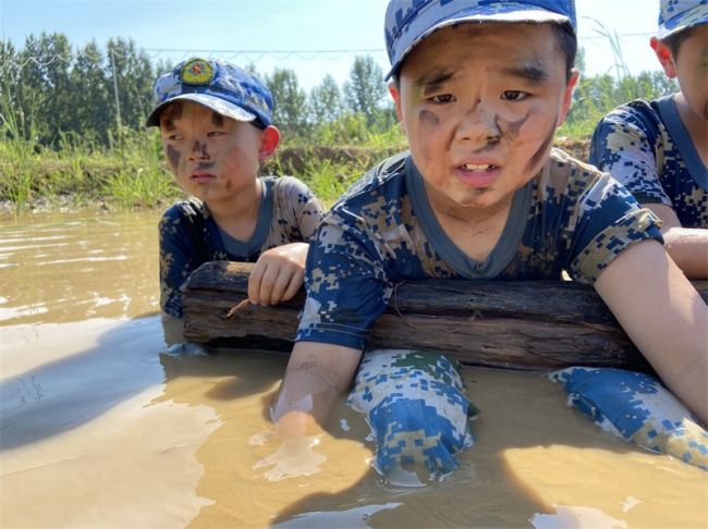 湖北正念夏令营：孩子在青少年军事夏令营之前需要准备什么？