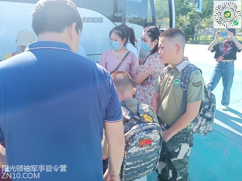 武汉阳光领袖夏令营：小学生军事夏令营有必要参加吗?