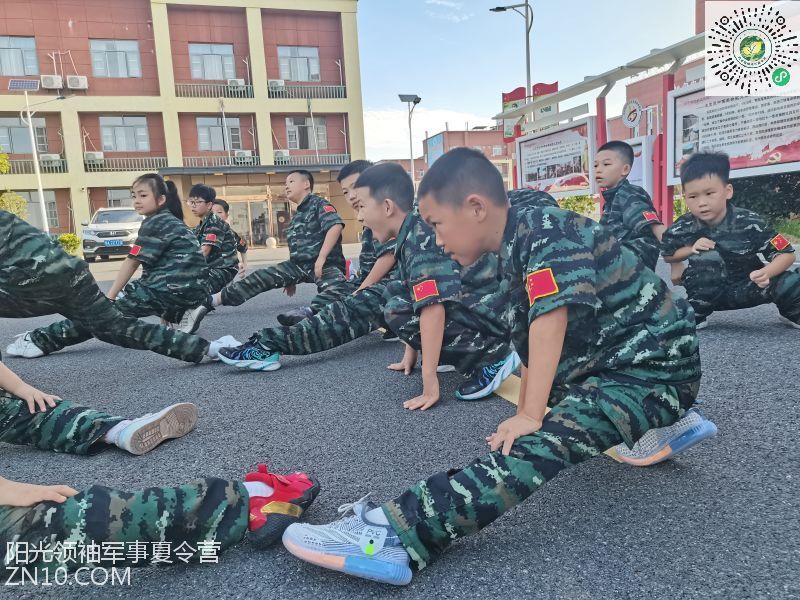武汉阳光领袖夏令营：12岁男孩参加军事夏令营会有哪些收获？