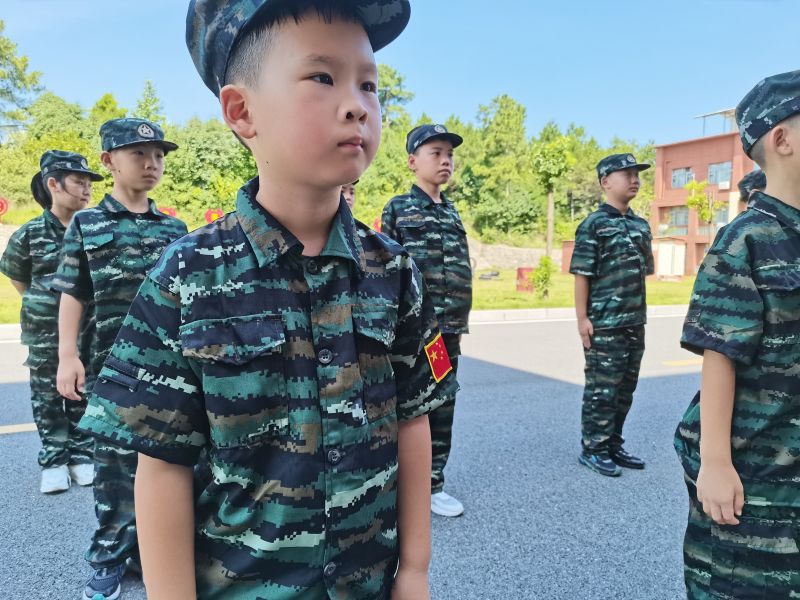 夏令营那么多，怎么为孩子选择一个合适的夏令营？