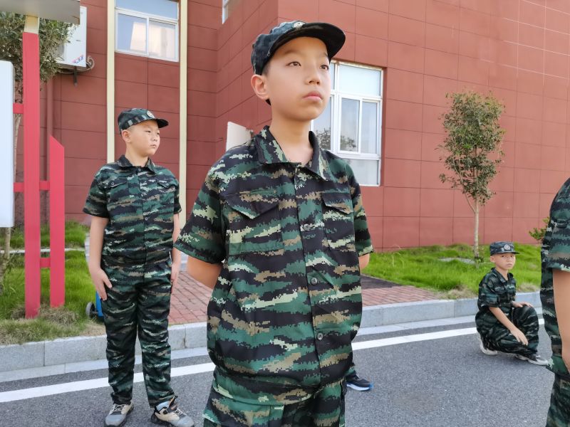 阳光领袖军事夏令营:青少年儿童需不需要报名参加军训夏令营?